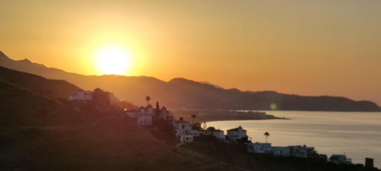 Wonderful Sunrise Apartment Calaceite Torrox Eksteriør billede